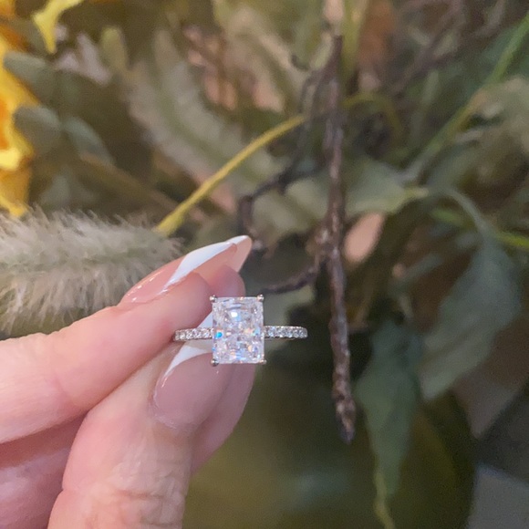 NEW Tiger Gems 3ctw Radient Cut Solitaire Engagement Ring - Picture 6 of 10